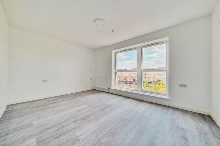 1 Bedroom Flat To Rent In London Road Thornton Heath, CR7