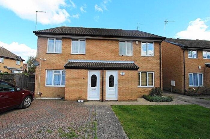 1 Bedroom Maisonette For Sale In Ramulis Drive, Hayes, UB4