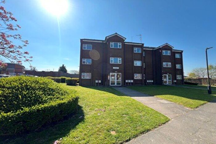 1 Bedroom Flat To Rent In Elmore Green Close, Walsall, WS3