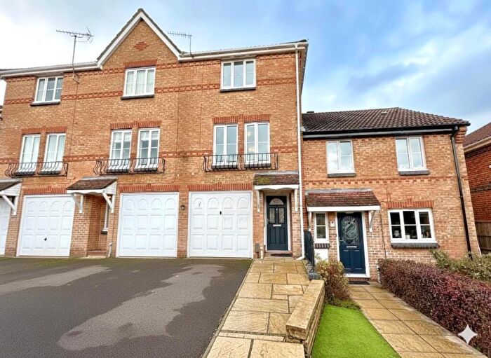 3 Bedroom Town House For Sale In Lovage Road, Whiteley, PO15