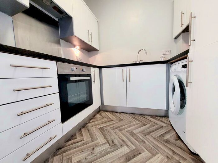 2 Bedroom Apartment To Rent In Fletcher Court, Radcliffe, M26