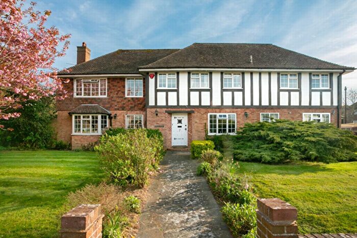 5 Bedroom Detached House For Sale In Cliff Road, Folkestone, CT20