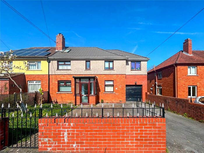 7 Bedroom Semi-Detached House To Rent In Lockleaze Road, Horfield, Bristol, BS7