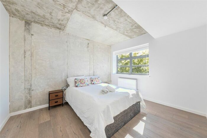 1 Bedroom Flat To Rent In Watson Studios, Elm Grove, Wimbledon, SW19