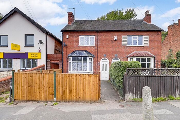3 Bedroom Semi-Detached House For Sale In Redhill Road, Arnold, Nottinghamshire, NG5
