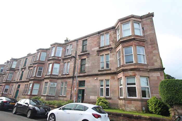 2 Bedroom Flat To Rent In Cardwell Road, Gourock, PA19