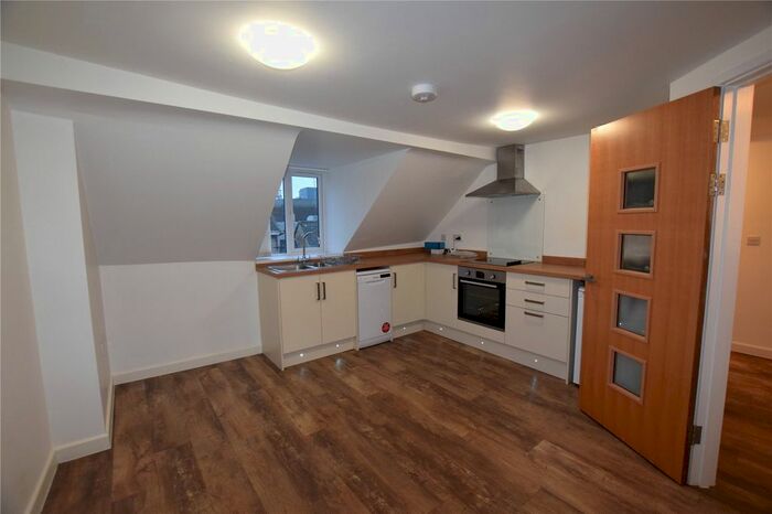 1 Bedroom Flat To Rent In Sheep Street, Bicester, Oxfordshire, OX26