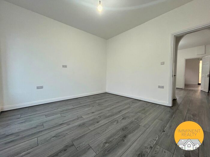 3 Bedroom Terraced House To Rent In Toll End Road, Tipton, DY4