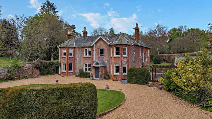 5 Bedroom Detached House For Sale In Princes Hill, Redlynch, Wiltshire, SP5