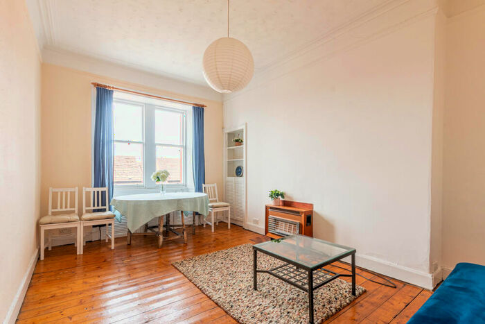 1 Bedroom Flat To Rent In Lt &# Bryson Road, Edinburgh, EH11