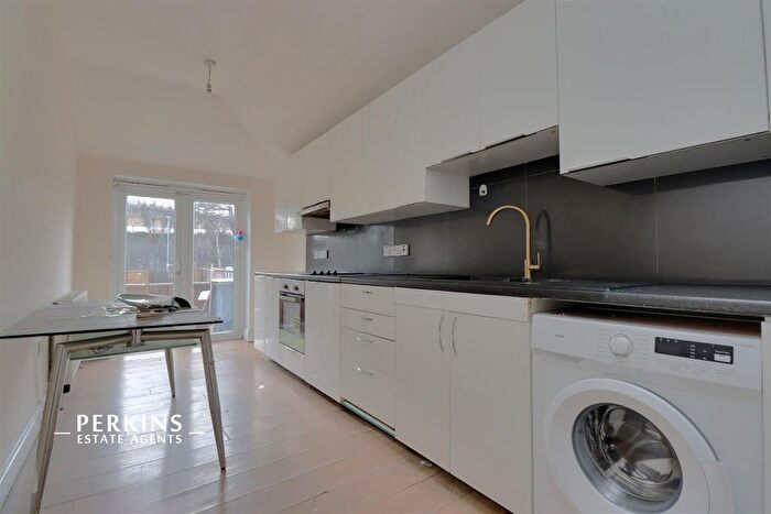 5 Bedroom Terraced House To Rent In Wembley, HA9