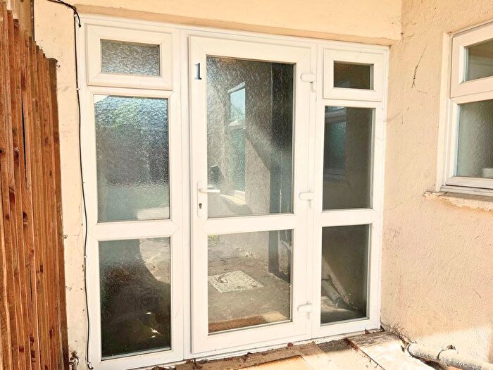 1 Bedroom Flat To Rent In Hollington Old Lane, St Leonards, TN38