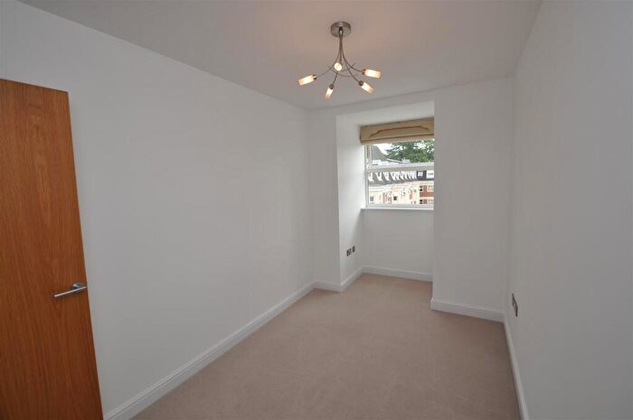 2 Bedroom Apartment To Rent In Elmhurst Court, Camberley, GU15
