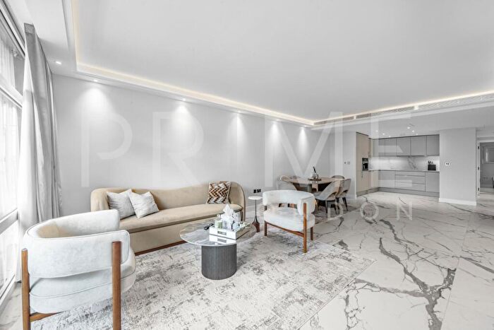 4 Bedroom Apartment For Sale In Howard Building, Chelsea Bridge Wharf, London, SW11