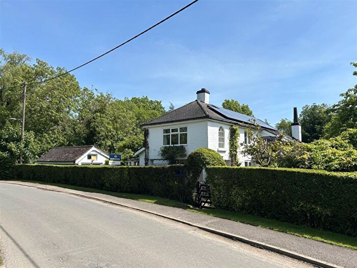 3 Bedroom Detached House For Sale In Bell Lane, End Of Station Road, Foggathorpe, YO8