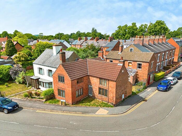 4 Bedroom Semi-Detached House For Sale In The Green, Ruddington, Nottingham, NG11