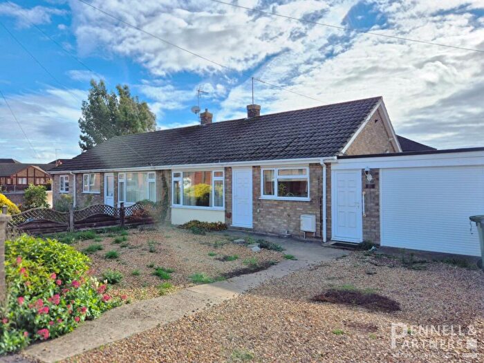 2 Bedroom Semi-Detached Bungalow For Sale In Mayfield Road, Whittlesey, Peterborough, PE7