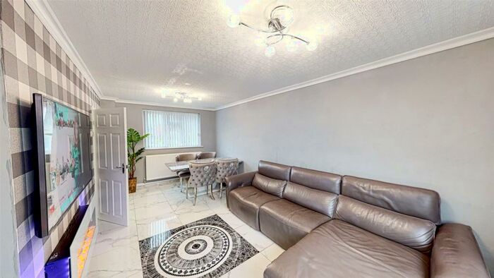 2 Bedroom Semi-Detached House To Rent In Glanford Avenue, Blackley, Manchester, M9