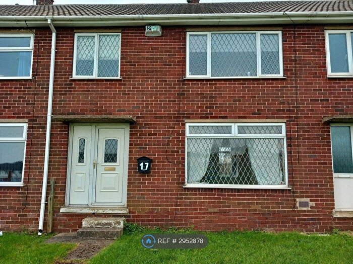 3 Bedroom Terraced House To Rent In Jowitt Close, Rotherham, S66