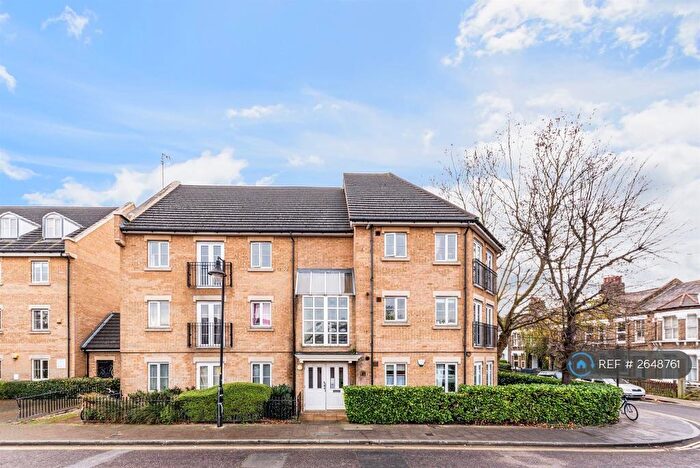 2 Bedroom Flat To Rent In Newent Close, London, SE15