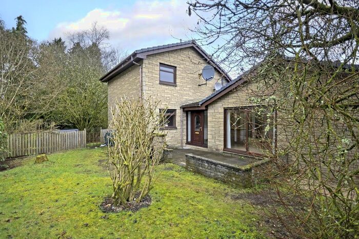 4 Bedroom Detached House For Sale In Ardoch Way, Braco, Dunblane, FK15