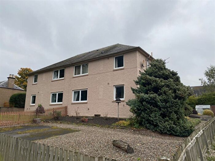 2 Bedroom Flat To Rent In Perth Road, Stanley, PH1