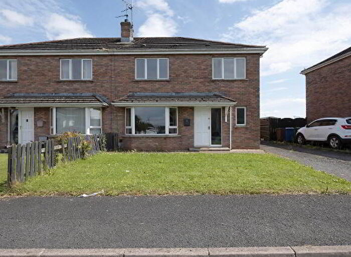 4 Bedroom Semi-Detached House For Sale In Beechgrove Park, Craigavon, BT67
