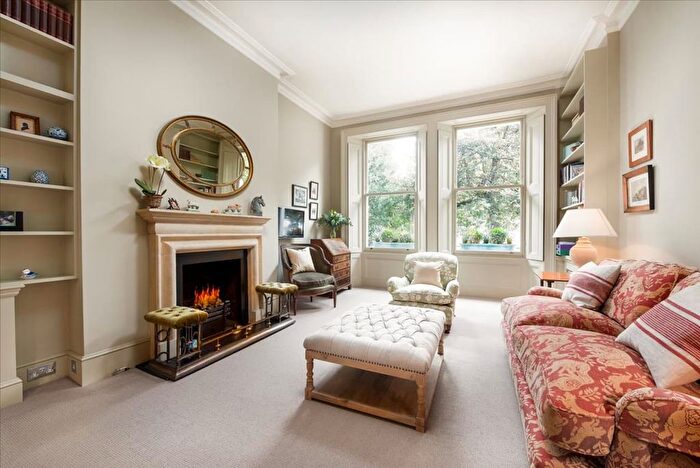 1 Bedroom Flat To Rent In Redcliffe Gardens, London, SW10