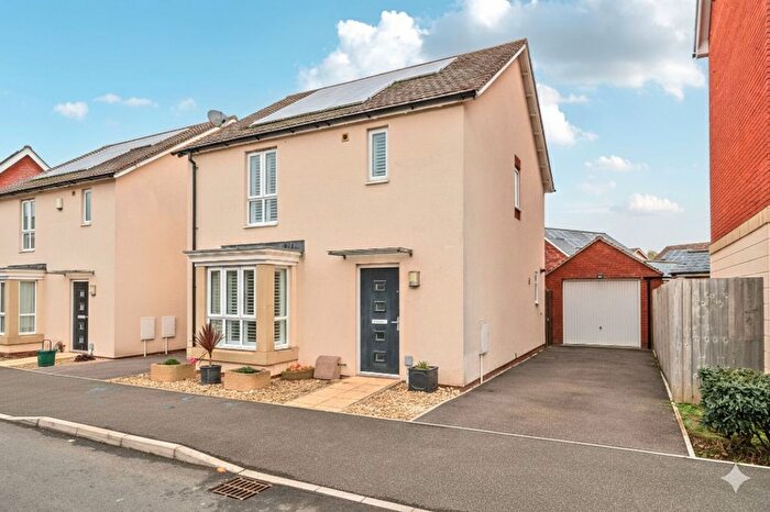 3 Bedroom Detached House For Sale In Armstrong Road, Stoke Orchard, GL52