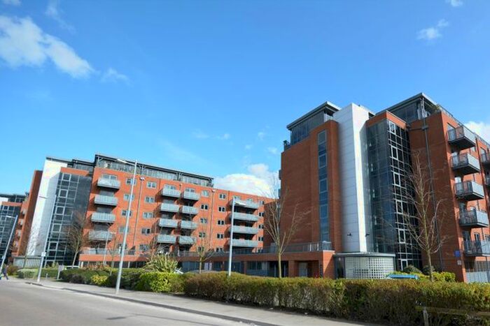 1 Bedroom Flat To Rent In Chapter Way, Colliers Wood, London, SW19