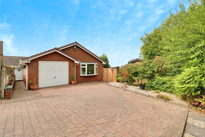 4 Bedroom Detached Bungalow For Sale In Dee Close, Talke, ST7