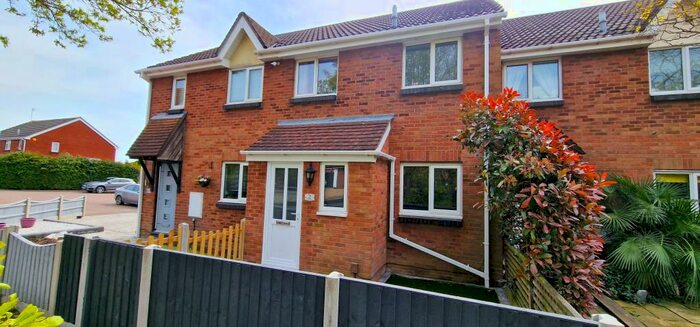 3 Bedroom Terraced House To Rent In Aimes Green, Basildon, Essex, SS13