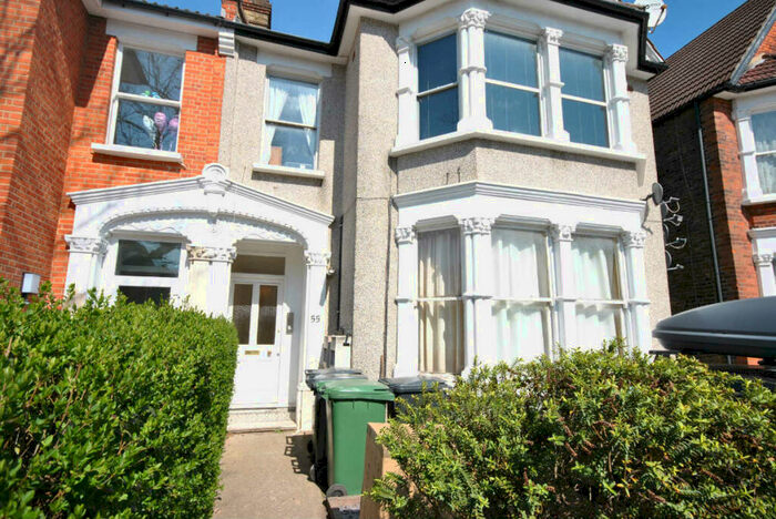 2 Bedroom Flat To Rent In Culverley Road, SE6