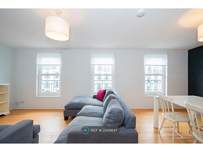 2 Bedroom Flat To Rent In Dalry Gait, Edinburgh, EH11