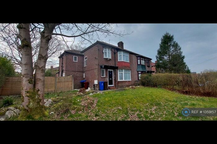 4 Bedroom Detached House To Rent In Brooklands Road, Crumpsall, Manchester, M8