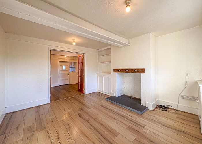 2 Bedroom Cottage For Sale In Rainford Road, Bickerstaffe, Ormskirk, L39