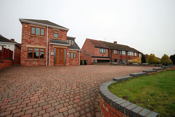 4 Bedroom Detached House To Rent In Golf Lane, Leamington Spa, CV31