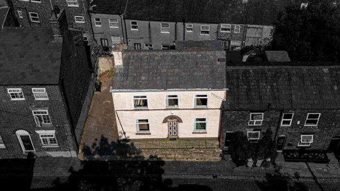 3 Bedroom Semi-Detached House For Sale In Charlotte Street West, Macclesfield, SK11