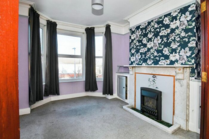 3 Bedroom Terraced House For Sale In Elm Grove, Bideford, EX39