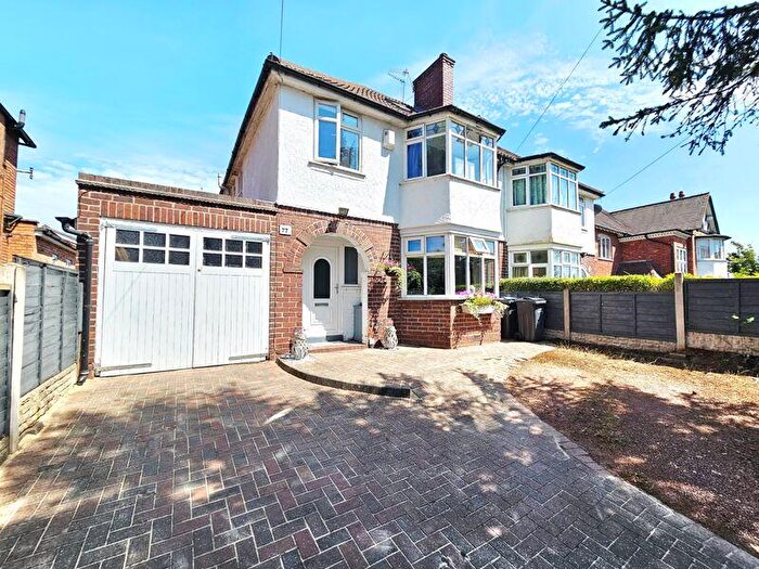 3 Bedroom Semi-Detached House For Sale In Coleshill Street, Sutton Coldfield, B72