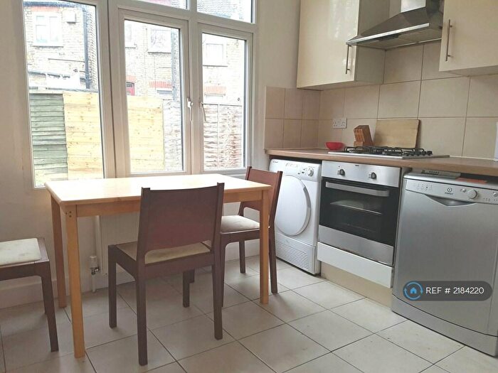 5 Bedroom Terraced House To Rent In Arnold Road, Seven Sisters, N15