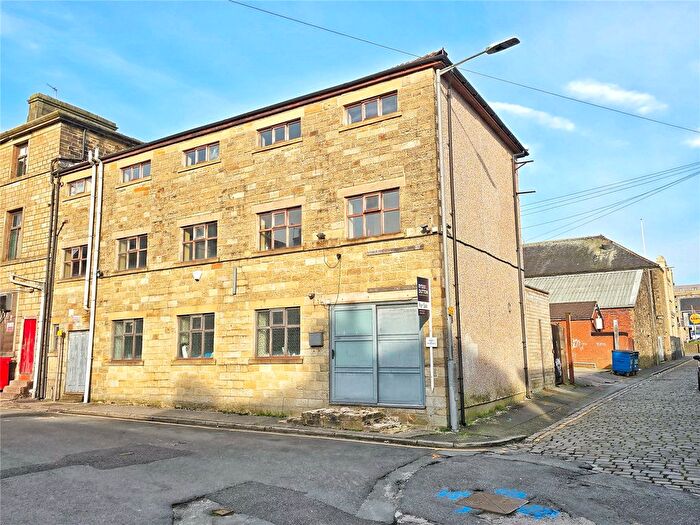 6 Bedroom Detached House For Sale In Longholme Road, Rawtenstall, Rossendale, BB4