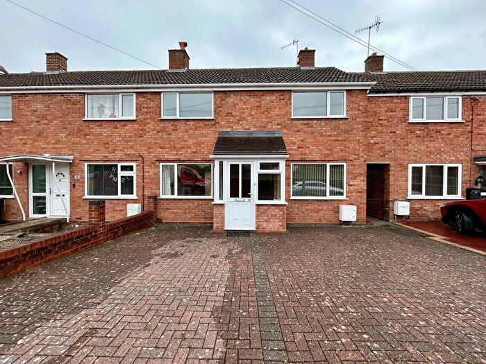 3 Bedroom Terraced House To Rent In Foxwalks Avenue, Bromsgrove, Worcestershire, B61