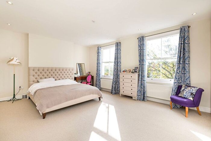 2 Bedroom Flat To Rent In Chelsea, Chelsea, London, SW10