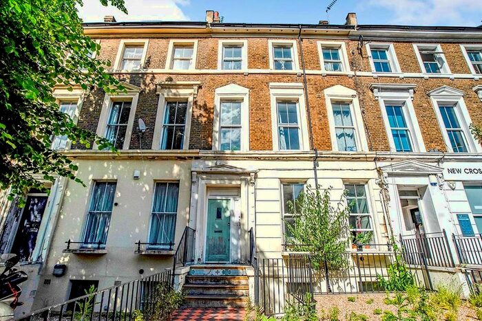 4 Bedroom Flat To Rent In Lewisham Way, London, SE14