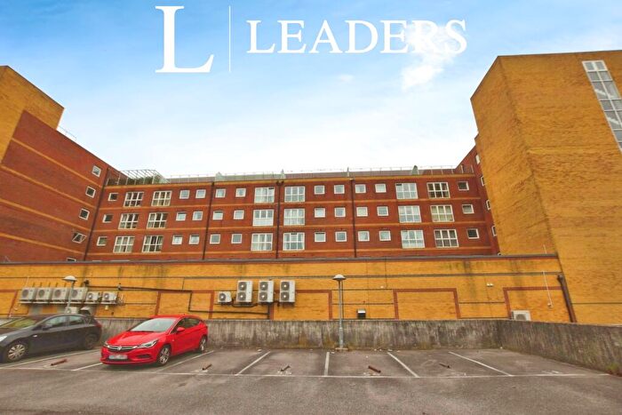 1 Bedroom Flat To Rent In Mill Court, CM20