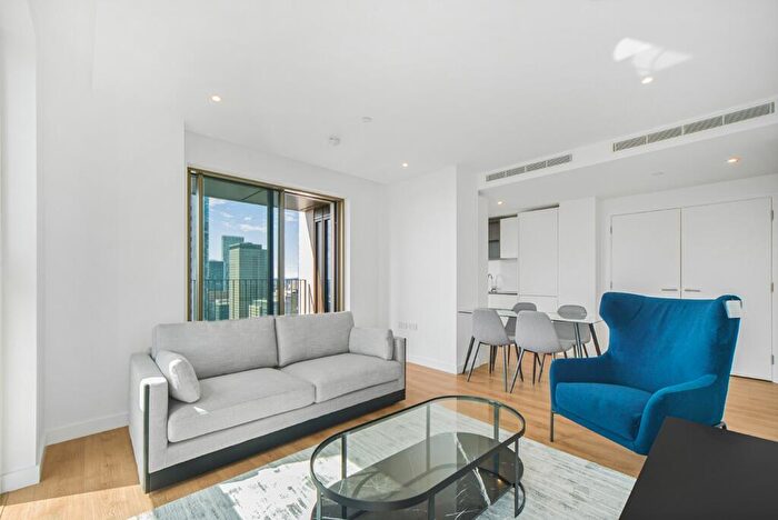 2 Bedroom Apartment To Rent In Marsh Wall London, E14