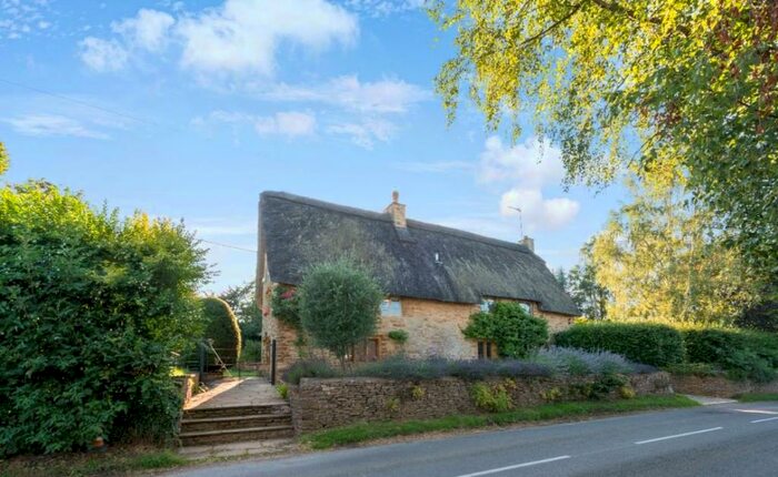 4 Bedroom Detached House For Sale In Main Road, Upper Tadmarton, Banbury, Oxfordshire, OX15