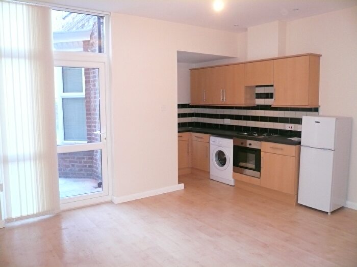 1 Bedroom Flat To Rent In Queens Road, Leicester, LE2
