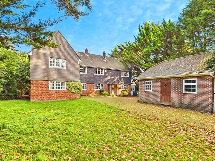 5 Bedroom Detached House For Sale In St Marys Road, Netley Abbey, Southampton, SO31